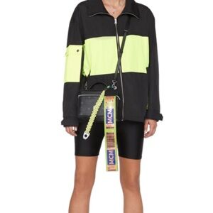 MCM RAYMONDE OVERSIZED BAG CHARM KEYRING LUGGAGE TAG BRAND NEW & 100% AUTHENTIC